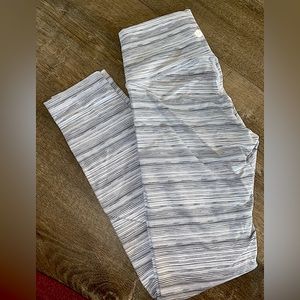Lululemon Wunder Under Leggings Stripped